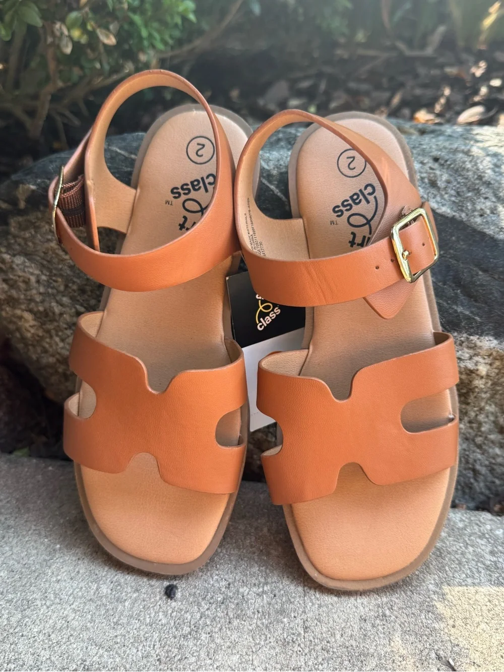 Classic Tan Kids Sandals with Buckle Strap Sz 2 NWT